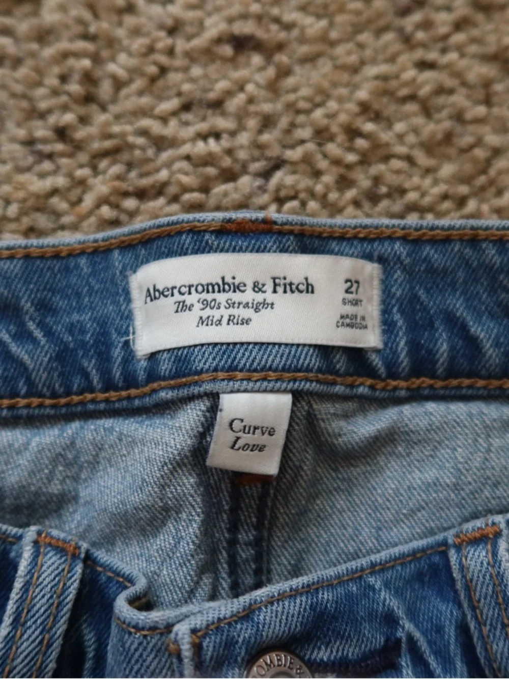 Abercrombie & Fitch 90s Straight Mid Rise - Picture 3 of 5